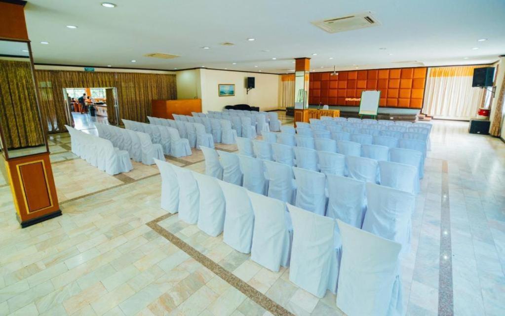 The Pine Resort Pathum Thani Eksteriør bilde