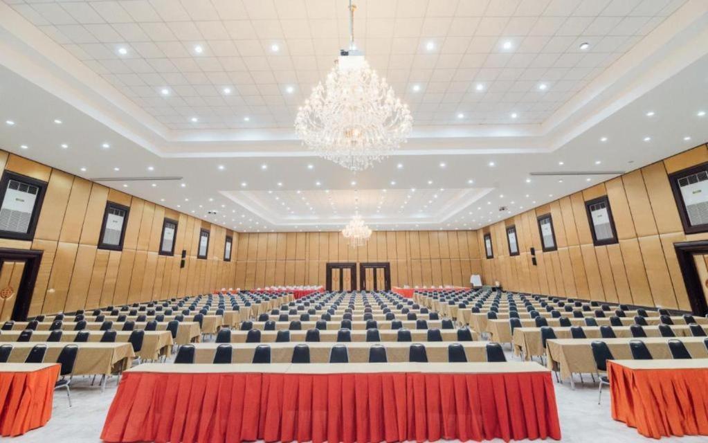The Pine Resort Pathum Thani Eksteriør bilde