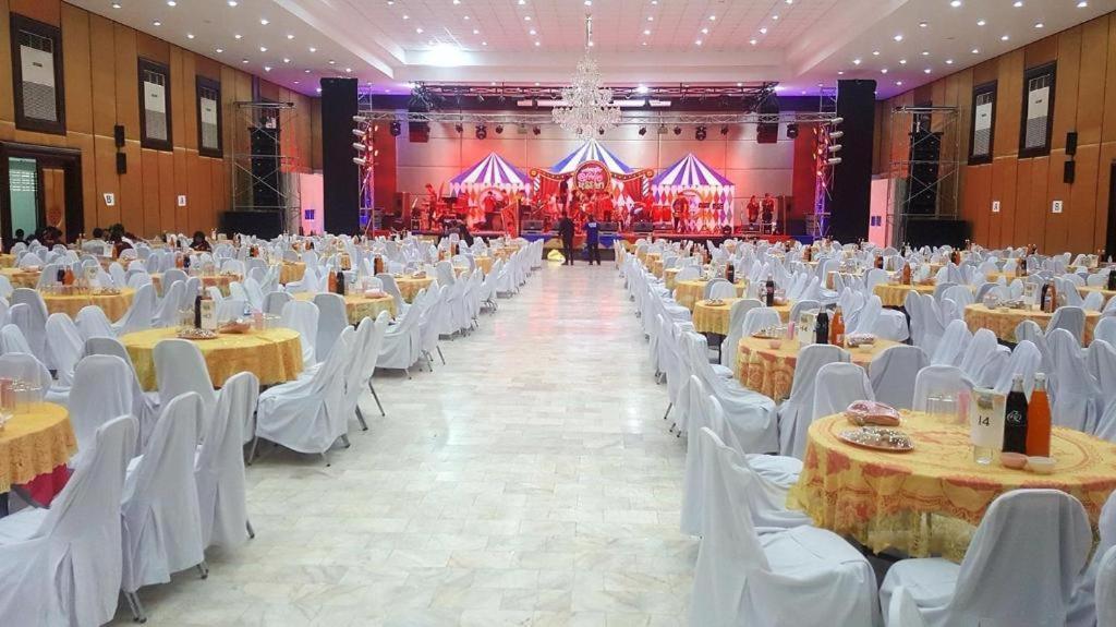 The Pine Resort Pathum Thani Eksteriør bilde