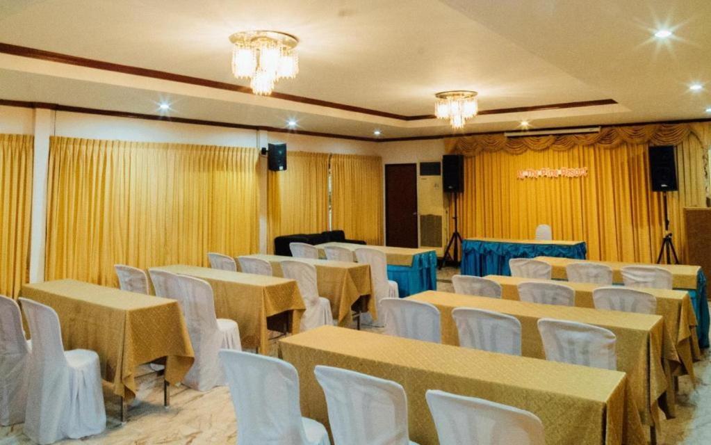 The Pine Resort Pathum Thani Eksteriør bilde