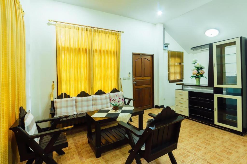 The Pine Resort Pathum Thani Eksteriør bilde