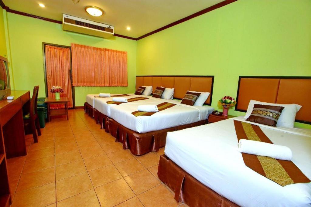 The Pine Resort Pathum Thani Eksteriør bilde