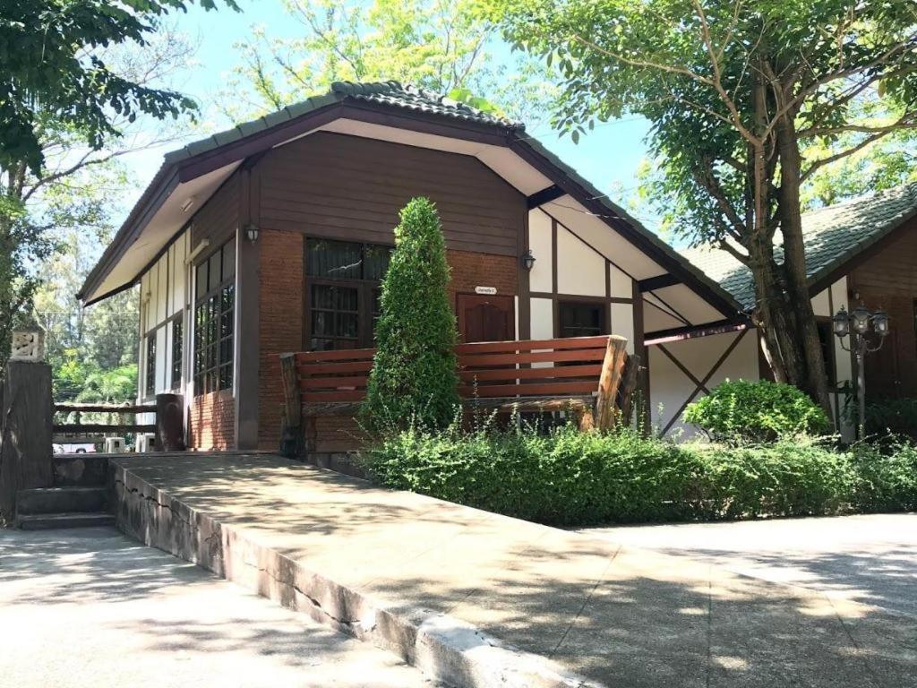 The Pine Resort Pathum Thani Eksteriør bilde