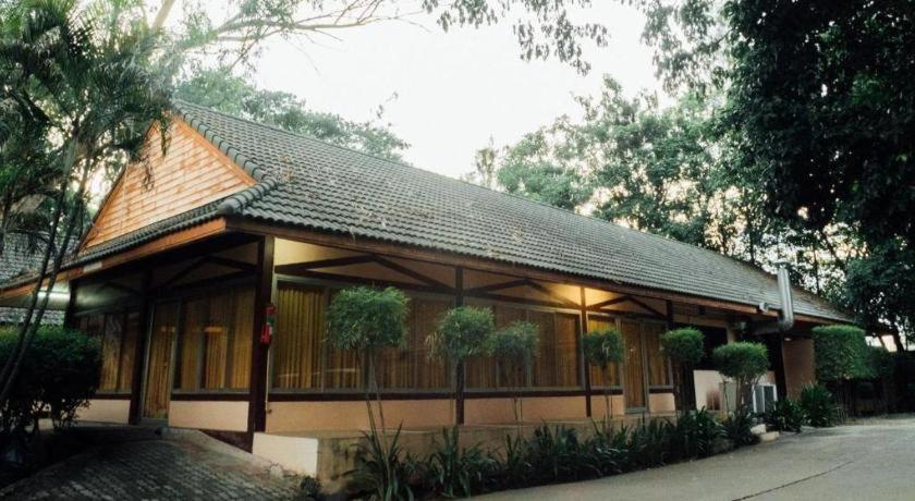 The Pine Resort Pathum Thani Eksteriør bilde